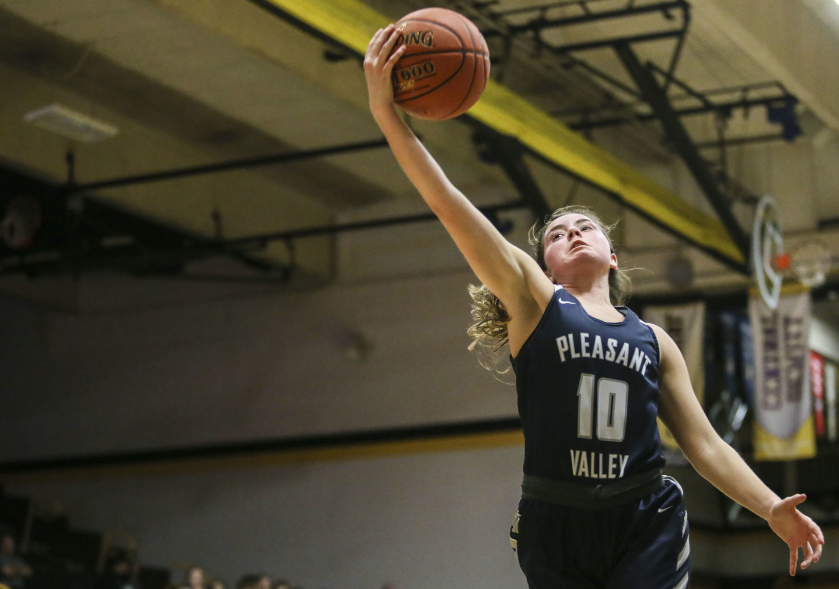 011420-qct-spt-pv-bett-hoops-04.JPG
